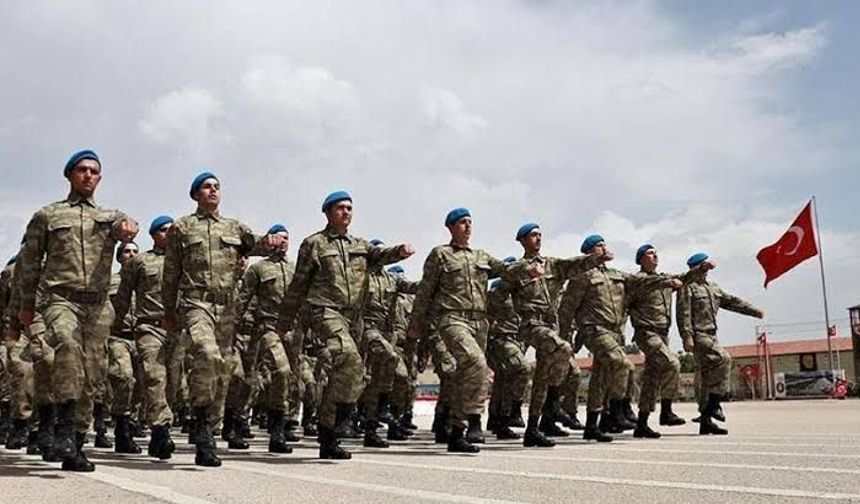 Bursa’da askere gidecek gençlere harçlık desteği! Şartlar belli oldu